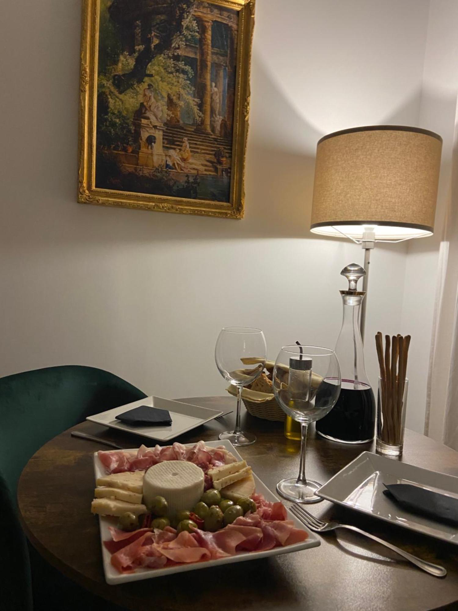 Gualtieri B&B - Luxury Rooms サン・ジョルジョ・ア・クレマーノ エクステリア 写真